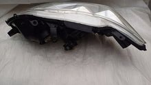 Load image into Gallery viewer, Frontscheinwerfer Toyota Corolla 8117002830 FALSE Scheinwerfer Headlight SCH7863300218qb