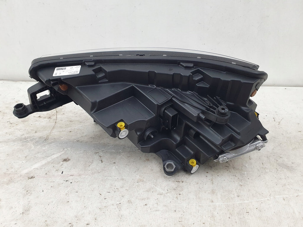 Frontscheinwerfer Skoda Kamiq 658941016D 16800554345 Full LED Rechts Headlight SCH3952352730tw