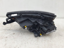 Laden Sie das Bild in den Galerie-Viewer, Frontscheinwerfer Skoda Kamiq 658941016D 16800554345 Full LED Rechts Headlight SCH3952352730tw
