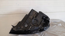 Laden Sie das Bild in den Galerie-Viewer, Frontscheinwerfer VW Multivan 7L1941036D Rechts Scheinwerfer Headlight SCH7021340634pa