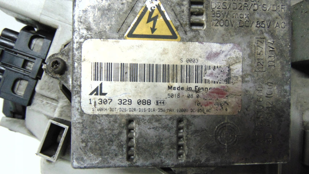 Frontscheinwerfer Mercedes-Benz W203 Xenon Ein Stück (Rechts oder Links) SCH7023152804gl