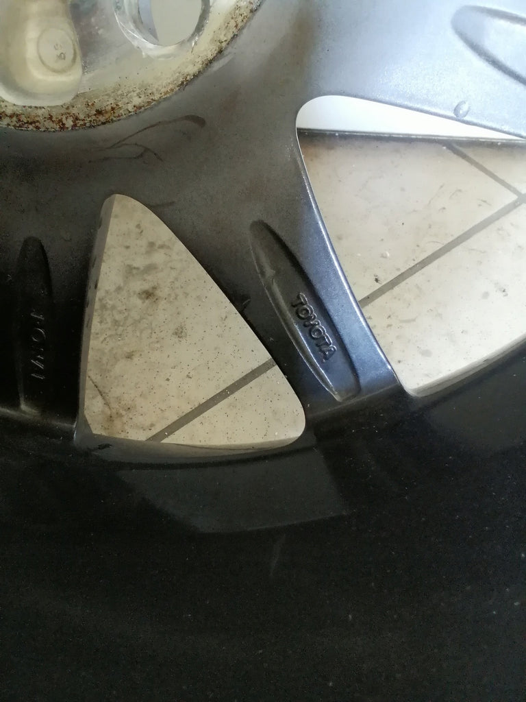 1x Alufelge 17 Zoll 7.0" 5x114.3 45ET Graphit PZ406, T067F Toyota Avensis