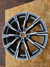 Load image into Gallery viewer, 1x Alufelge 20 Zoll 10.5" 5x112 40ET Glanz 8071997 BMW X5 G05 G06 Rim Wheel FEL2992758286nx