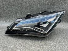 Laden Sie das Bild in den Galerie-Viewer, Frontscheinwerfer Seat Leon 5F1941007G Links Scheinwerfer Headlight SCH1641918126sh