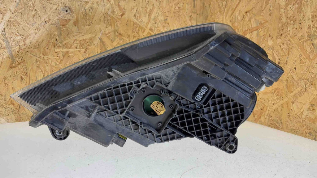 Frontscheinwerfer Skoda Superb I 3V1941015B Ein Stück (Rechts oder Links)