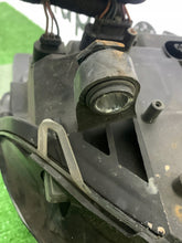 Laden Sie das Bild in den Galerie-Viewer, Frontscheinwerfer Mercedes-Benz W251 Xenon Rechts Scheinwerfer Headlight SCH2574401876tk