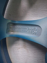 Load image into Gallery viewer, 1x Alufelge 13 Zoll 4.0" 3x98 23 5ET Glanz Blau 403008208R Renault Twizy FEL8901003122uc