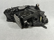 Laden Sie das Bild in den Galerie-Viewer, Frontscheinwerfer BMW 7 G11 G12 7408719- LED Links Scheinwerfer Headlight SCH7868333446fz