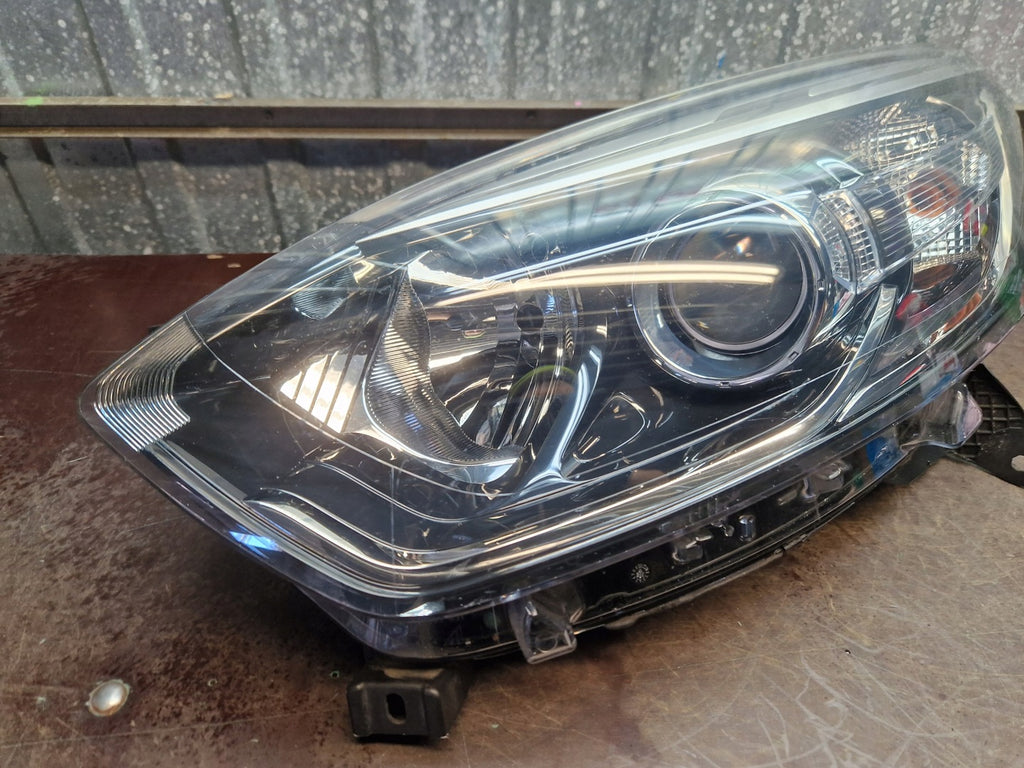 Frontscheinwerfer Renault Captur I 260603859R Links Scheinwerfer Headlight