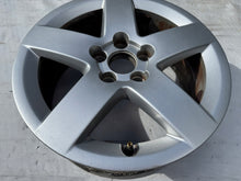 Laden Sie das Bild in den Galerie-Viewer, 1x Alufelge 15 Zoll 6.0&quot; 5x100 38ET Glanz Silber 8L0601025P Audi Rim Wheel