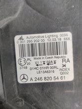 Laden Sie das Bild in den Galerie-Viewer, Frontscheinwerfer Mercedes-Benz A2468205461 Rechts Scheinwerfer Headlight SCH4419352398qf