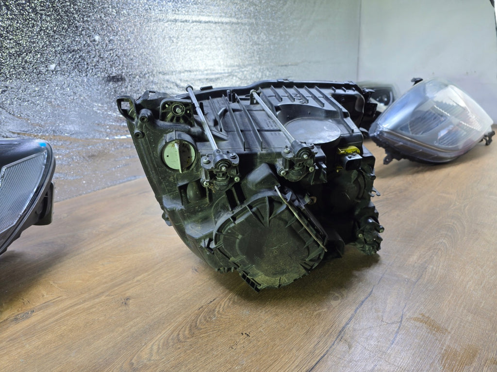 Frontscheinwerfer Mercedes-Benz A9608202639 Links Scheinwerfer Headlight SCH4392205325ai