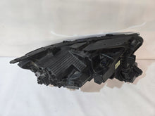 Load image into Gallery viewer, Frontscheinwerfer Kia Sorento I 92101P2120 LED Links Scheinwerfer Headlight SCH9469452471et