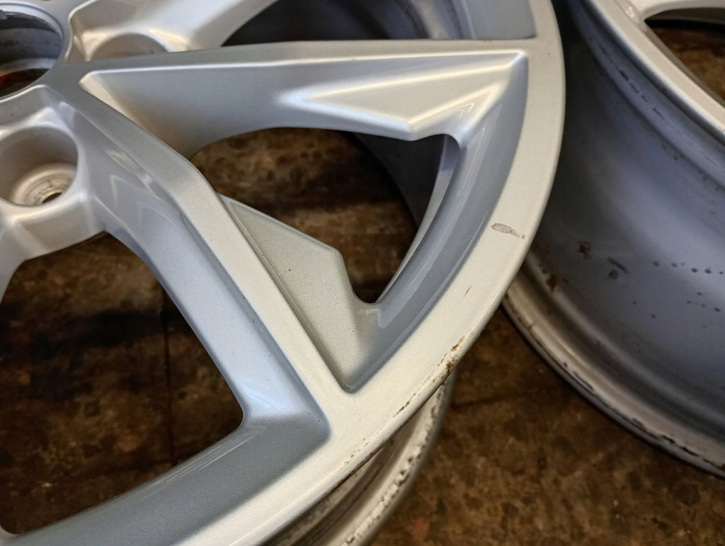 1x Alufelge 17 Zoll 8.0" 5x112 39ET Glanz Silber 80A601025 Audi Q5 1 Rim Wheel FEL7333880707xn