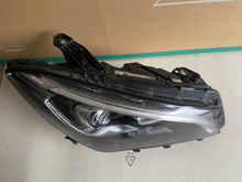 Laden Sie das Bild in den Galerie-Viewer, Frontscheinwerfer Mercedes-Benz Cla C117 A1178206861 Rechts Headlight SCH8612328367wp