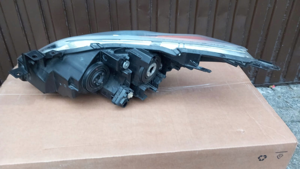 Frontscheinwerfer Mazda 3 Bl BDG751030 Rechts Scheinwerfer Headlight SCH6846737201wt