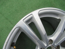 Load image into Gallery viewer, 1x Alufelge 18 Zoll 8.0&quot; 5x112 46ET Glanz Silber 8V0601025 Audi A3 Rim Wheel