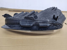 Load image into Gallery viewer, Frontscheinwerfer Audi A4 B9 8W0941012 LED Rechts Scheinwerfer Headlight