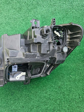 Laden Sie das Bild in den Galerie-Viewer, Frontscheinwerfer Mercedes-Benz Sprinter A9109067200 Full LED Rechts Headlight