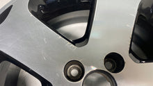 Laden Sie das Bild in den Galerie-Viewer, 1x Alufelge 17 Zoll 6.5&quot; 4x100 43ET Glanz 52910-1W400 Kia Rio Iv Rim Wheel