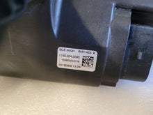 Laden Sie das Bild in den Galerie-Viewer, Frontscheinwerfer Skoda Superb III 3V1941016 Rechts Scheinwerfer Headlight SCH2297766237vn
