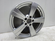 Laden Sie das Bild in den Galerie-Viewer, 1x Alufelge 17 Zoll 8.0" 5x112 49 5ET A2064014600 Mercedes-Benz W206 Rim Wheel FEL3945158229bu