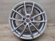 Laden Sie das Bild in den Galerie-Viewer, 1x Alufelge 18 Zoll 7.0" 5x112 22ET Glanz Silber 6880047 BMW X3 G01 X4 G02 FEL5932461062zw