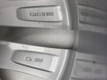 Load image into Gallery viewer, 1x Alufelge 18 Zoll 7.5" 5x112 35ET Glanz Silber 7N0601025F Seat Alhambra Sharan FEL6382165875bo