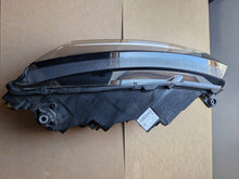 Load image into Gallery viewer, Frontscheinwerfer Skoda Octavia IV 5E4941009 LED Links Scheinwerfer Headlight SCH8933979281et