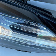 Laden Sie das Bild in den Galerie-Viewer, Frontscheinwerfer Volvo V60 S60 QBB16350 Rechts Scheinwerfer Headlight SCH2927596042bf