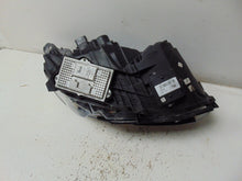 Laden Sie das Bild in den Galerie-Viewer, Frontscheinwerfer Ford S-Max 90076249 EM2B-13W030 LED Links Headlight SCH7292012479gp