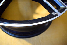 Laden Sie das Bild in den Galerie-Viewer, 1x Alufelge 20 Zoll 8.5" 5x112 42ET Glanz Graphit 4S0601025AF Audi Rim Wheel FEL9788918708um