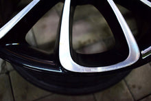 Laden Sie das Bild in den Galerie-Viewer, 1x Alufelge 17 Zoll 7.0&quot; 4x100 44ET Glanz Schwarz Opel Corsa E Rim Wheel