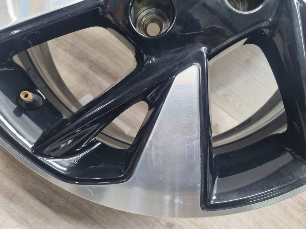 1x Alufelge 16 Zoll 6.5" 4x108 32ET Glanz Schwarz 9833892580 Opel Corsa F FEL5075820980gm