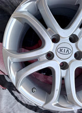 Load image into Gallery viewer, 1x Alufelge 17 Zoll 7.0" 5x114.3 47ET Silber WI147017 Hyundai I Rim Wheel FEL8025227661ne
