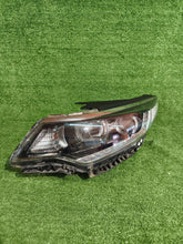 Load image into Gallery viewer, Frontscheinwerfer Kia Optima 92101D4040 Links Scheinwerfer Headlight SCH6801420633sn