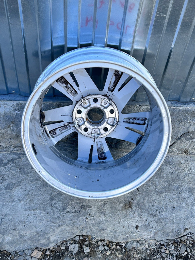 1x Alufelge 16 Zoll 7.0" 5x112 48ET Glanz Silber 5H0601025 Vw Rim Wheel