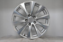 Load image into Gallery viewer, 1x Alufelge 18 Zoll 7.5&quot; 5x120 45ET Glanz Silber 6869800 BMW 1 Rim Wheel