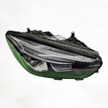 Laden Sie das Bild in den Galerie-Viewer, Frontscheinwerfer Mercedes-Benz W247 A2479062603 LED Rechts Headlight