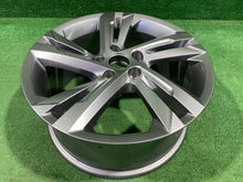 Laden Sie das Bild in den Galerie-Viewer, 1x Alufelge 17 Zoll 7.5" 5x112 51ET 5H0601025AF VW Golf Viii Rim Wheel FEL4949720842lv