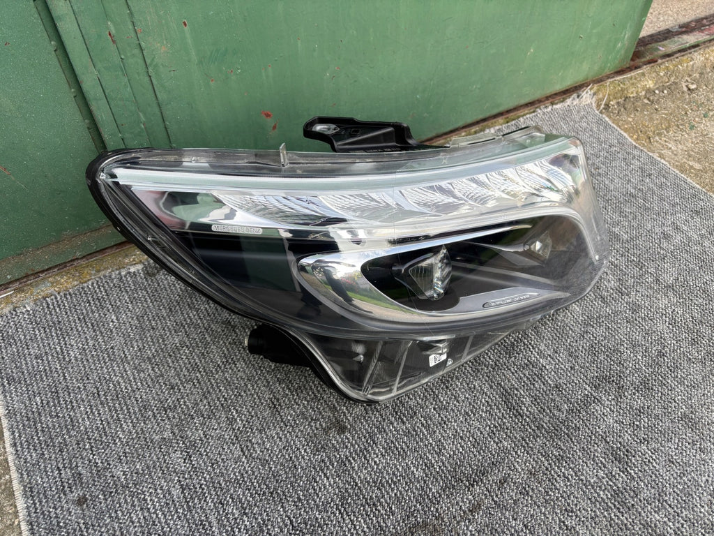 Frontscheinwerfer Mercedes-Benz Vito W447 A4479061501 LED Rechts Headlight SCH9330810321zu