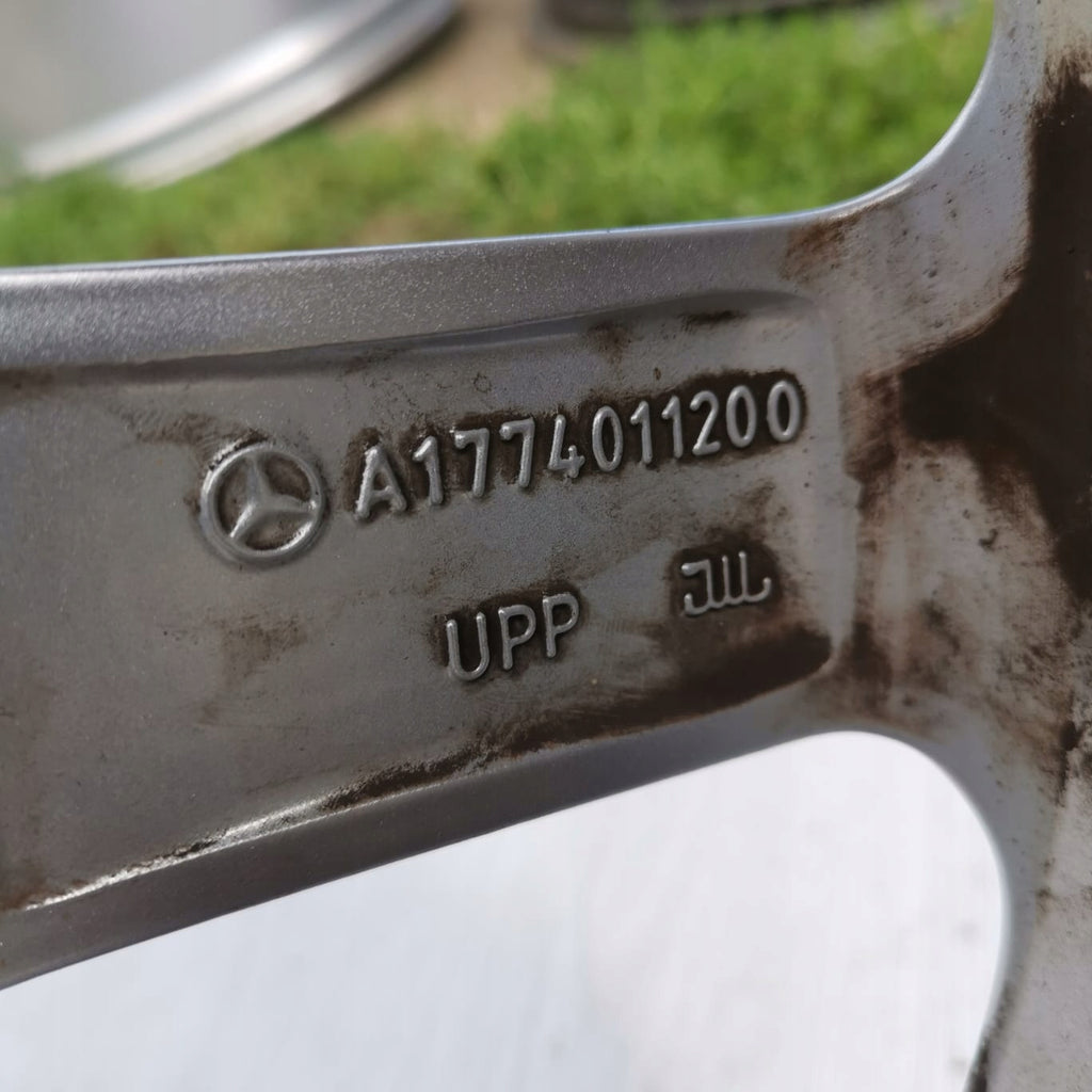 1x Alufelge 17 Zoll 6.5" 5x112 44ET Glanz Silber A1774011200 Mercedes-Benz Cla FEL6022268365oo