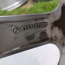 Load image into Gallery viewer, 1x Alufelge 17 Zoll 6.5" 5x112 44ET Glanz Silber A1774011200 Mercedes-Benz Cla FEL6022268365oo