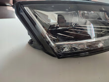 Load image into Gallery viewer, Frontscheinwerfer Skoda Fabia 6V1941016 LED Rechts Scheinwerfer Headlight SCH1655059674ck