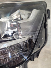 Laden Sie das Bild in den Galerie-Viewer, Frontscheinwerfer Audi Q2 81A940003 Links Scheinwerfer Headlight SCH8663288932rm