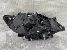 Laden Sie das Bild in den Galerie-Viewer, Frontscheinwerfer BMW F22 F23 8738679-06 Full LED Links Scheinwerfer Headlight SCH9028517275he