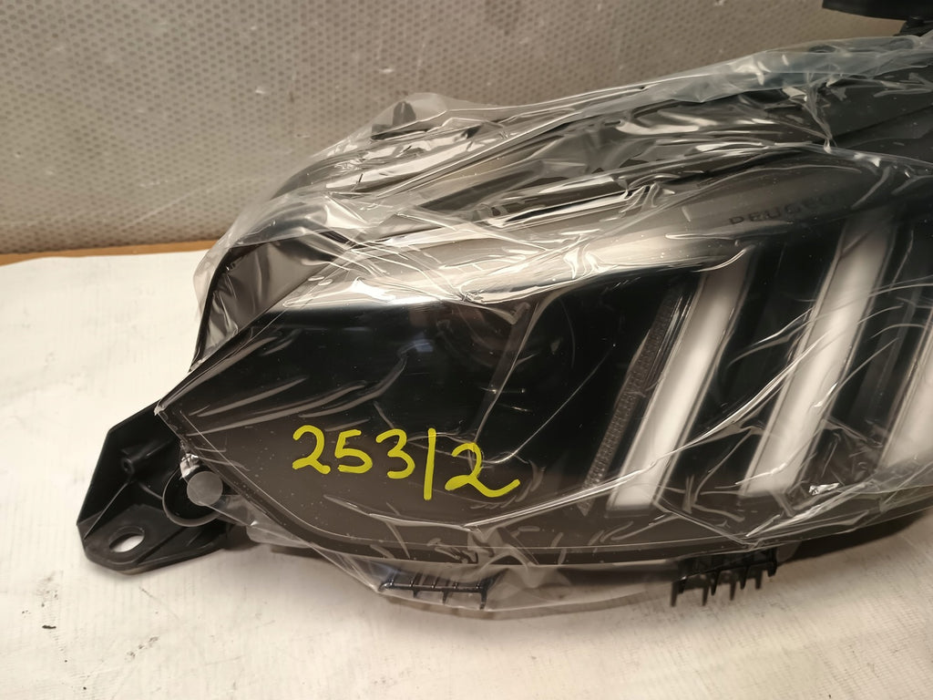 Frontscheinwerfer Peugeot 2008 208 II 1682772680 Full LED Rechts oder Links