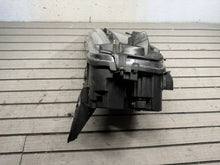 Laden Sie das Bild in den Galerie-Viewer, Frontscheinwerfer Jeep 52218717 Rechts Scheinwerfer Headlight SCH9376586954py