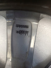 Load image into Gallery viewer, 1x Alufelge 17 Zoll 7.0&quot; 4x108 26ET 9800794477 9686100480 MA-DAR81 Peugeot 207