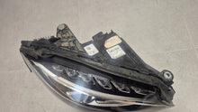 Load image into Gallery viewer, Frontscheinwerfer Mercedes-Benz W205 A2059062604 LED Rechts Headlight SCH4199593769so